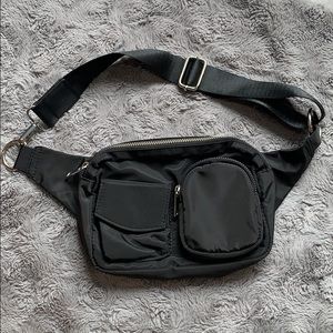 Pacsun Fanny Pack ☀️